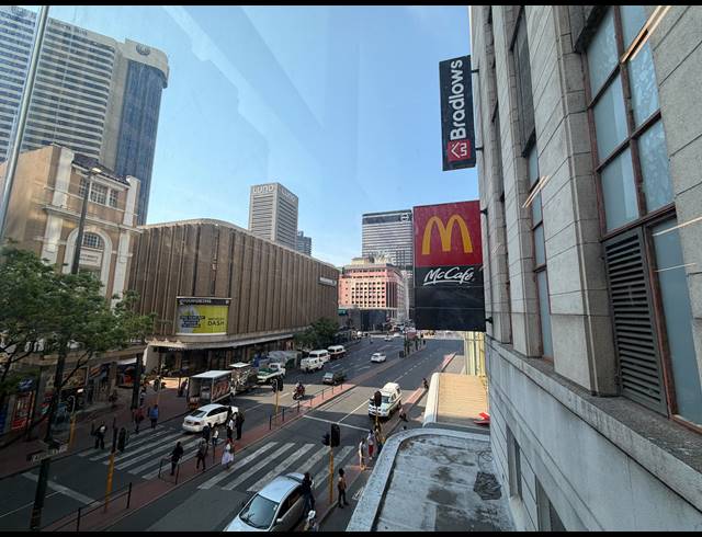1,423M² BUILDING TO LET IN CAPE TOWN CITY CENTRE
